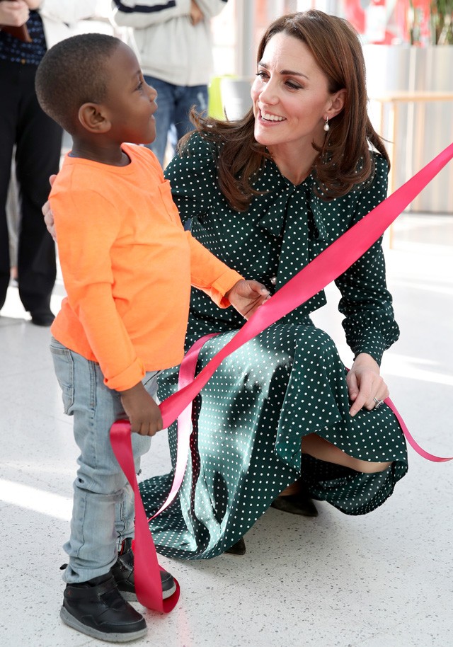 Kate Middleton gyerekkórházban