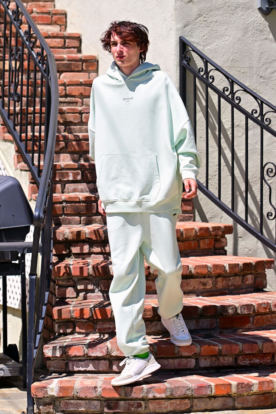 Finn Wolfhard a Strander Things sztárját több mint huszonkétmillióan követik már az Instagramon. Szupercool stílusa igazi inspiráció nem csak a Z generációnak 