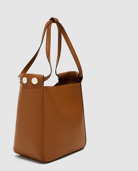 Szegcselt vödörtáska ZARA 8 995 Ft