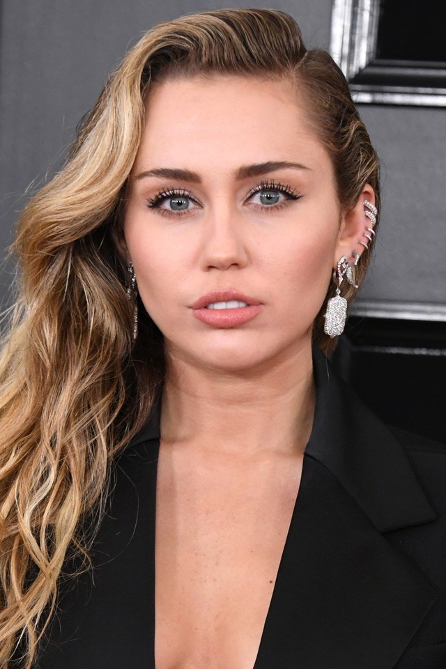 15 sztár, akiknek nagyon problémás a bőre, és mit tesznek ellene