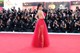A 2024-es Velencei Filmfesztiválon piros, hercegnős Dior kreációjában keltett óriási feltűnést, ami nem sokat bízott a képzeletre.  