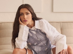 Mihályfi Luca: „Nem célom bárkire hasonlítani, vagy bárkinek az előadóművészetét utánozni”