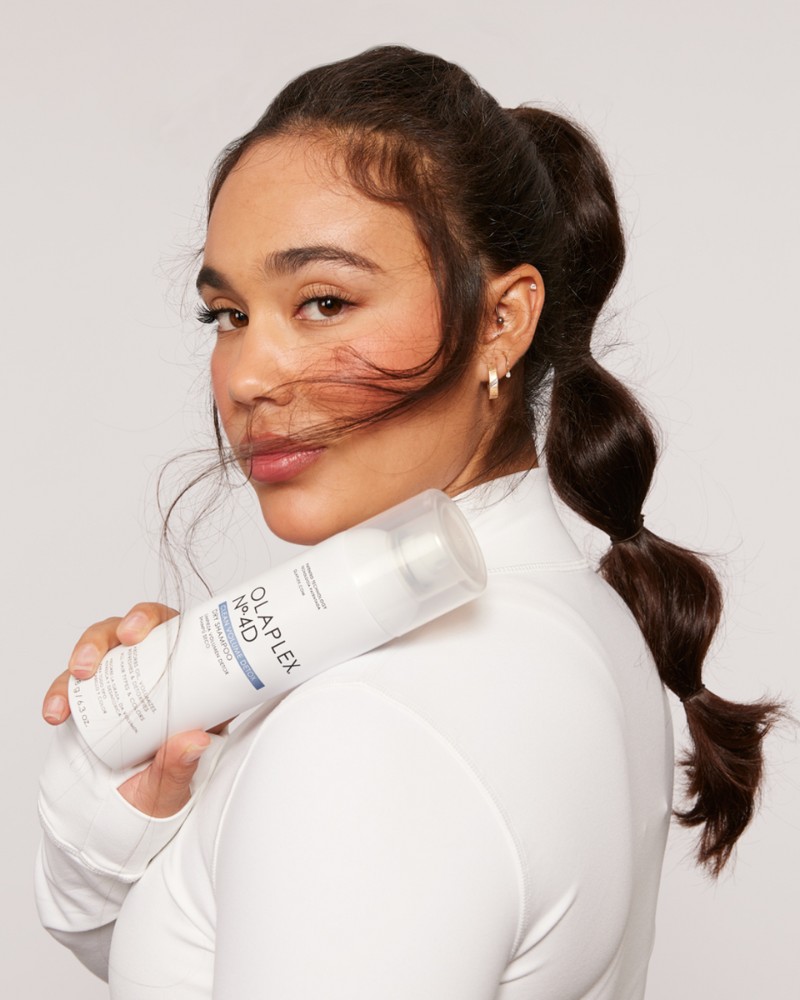 4D Clean Volume Detox száraz sampon OLAPLEX 9900 Ft - welovehair.com