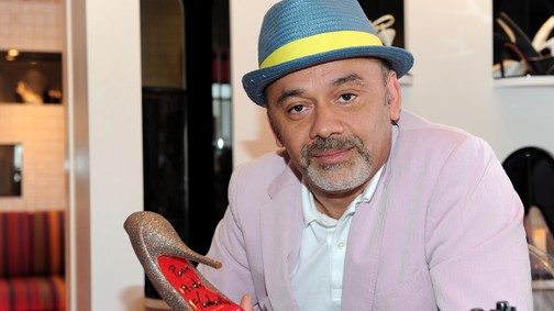 Kitalálta a piros talpakat, a divatvilág rockere lett belőle: Christian Louboutin sztorija