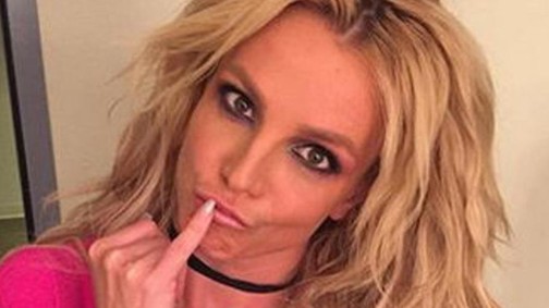 Britney Spears nem bír leállni! Szemvakító fürdődresszben szelfizget