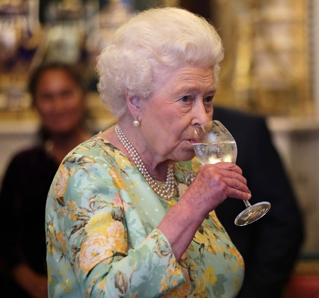 Így még soha nem ünnepelték Erzsébet királynő születésnapját