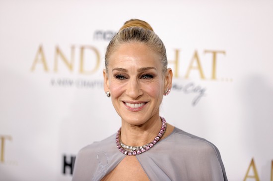 Sarah Jessica Parker a legigazibb Carrie Bradshaw az És egyszer csak premierjén