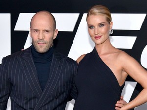 Óriási már a pocakja a sztárvilág leggyönyörűbb kismamájának