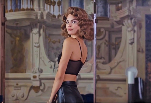 Világhírű sztár szerepel a RESERVED kampányában! Te felismered az ezerarcú szupermodellt?