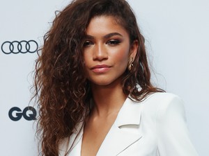 Nem állt még nőnek olyan jól a fehér, mint Zendayának