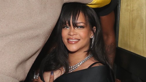 Rihanna őszi öltözködése totál káosz, de mégis nagyon jól működik