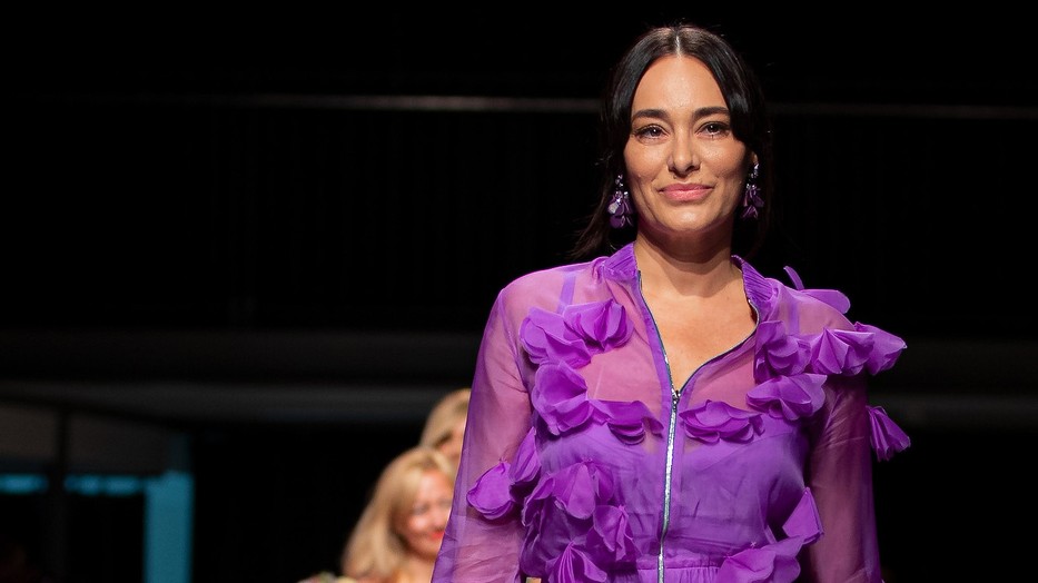 Görög Zita tündökölt a Viktória Varga bemutatón a Budapest Central European Fashion Week-en