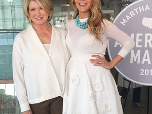 Blake Lively a legcsodásabb kismama