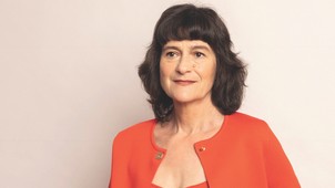 Pataki Éva: „Íróként mindig a személyes élmények fikciósregénnyé alakítása a legizgalmasabb”