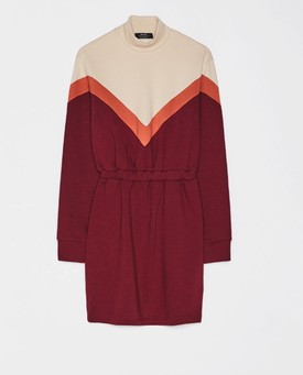 Gumis derekú ruha BERSHKA 4995 Ft