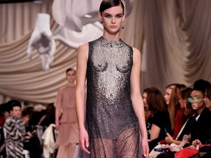 A Dior megalkotta az abszolút meztelenruhát