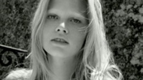 Kate Moss, Milla Jovovich és a szupermodell-válogatott aktsorozata!