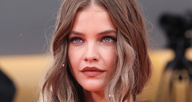 Palvin Barbara fekete pucérruhába bújt, csak úgy ragyog a magyar szupermodell