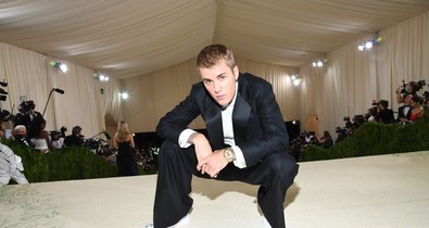 Justin Bieber videóban jelentette be az örömhírt