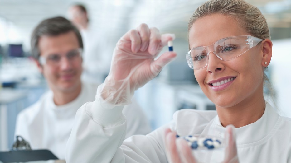 Gyorsabb és hatékonyabb gyógyszergyártás és áttörés a daganatos áttétek megállításában – ezért dolgoznak a L’Oréal-UNESCO díj idei nyertesei