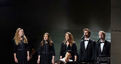 Egy korszak lezárult: A Burberry kreatív igazgatója nagyon stílusosan búcsúzik