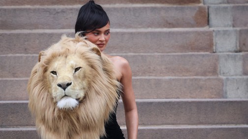 „Ennyi hipokratát, akik ráadásul húst esznek!” - Ízekre szedtük a  Schiaparelli és Kylie Jenner körüli hisztériát