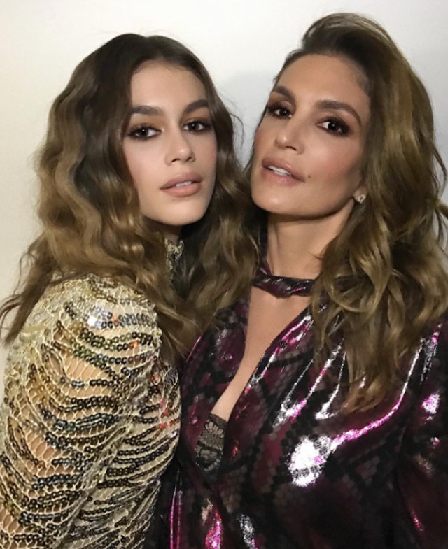 Kaia Gerber kiköpött hasonmása édesanyjának, a legendás Cindy Crawfordnak