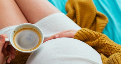 Most akkor lehet kávézni terhesség alatt vagy sem?