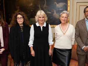 Kamilla királyné először jelent meg nyilvánosan a betegsége óta, és rögtön elvarázsolt mindenkit