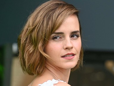 Emma Watson újraértelmezte a kis fekete ruha fogalmát, a végeredmény fenomenális