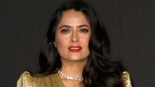 Salma Hayek csodálatos aranyszoborrá változott