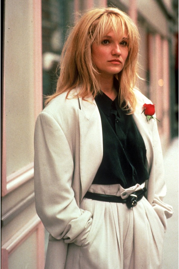 Johnny randilistáján Ellen Barkin színésznő is szerepelt. A pár között 9 éves korkülönbség volt, ami megmagyarázhatja a hirtelen szakítás okát.