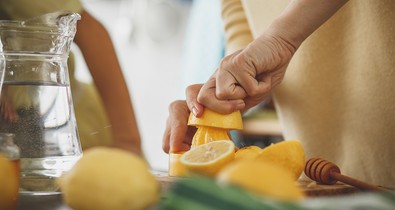 Ez történik a testeddel, ha egy hónapig citromos vizet iszol