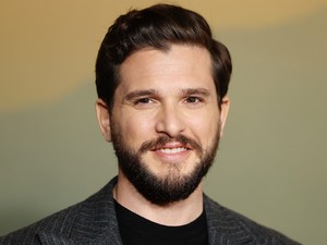Budapesten járt a Trónok harca sztárja, Kit Harington reggelizni tért be egy kávézóba