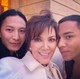 Kris Jenner elkapta egy fotó erejéig a divat fenegyerekeit, Alexander Wanget és Olivier Rousteinget.