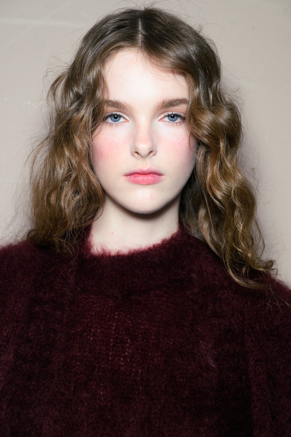 Bátran kísérletezz a színekkel, miután meghatároztad, hogy a hideg, vagy a meleg tónusok skáláján kell mozognod!