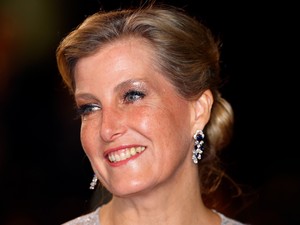 Zsófia edinburgh-i hercegné meztelenruhában vonzotta a tekinteteket, mégis tökéletesen kifinomult maradt