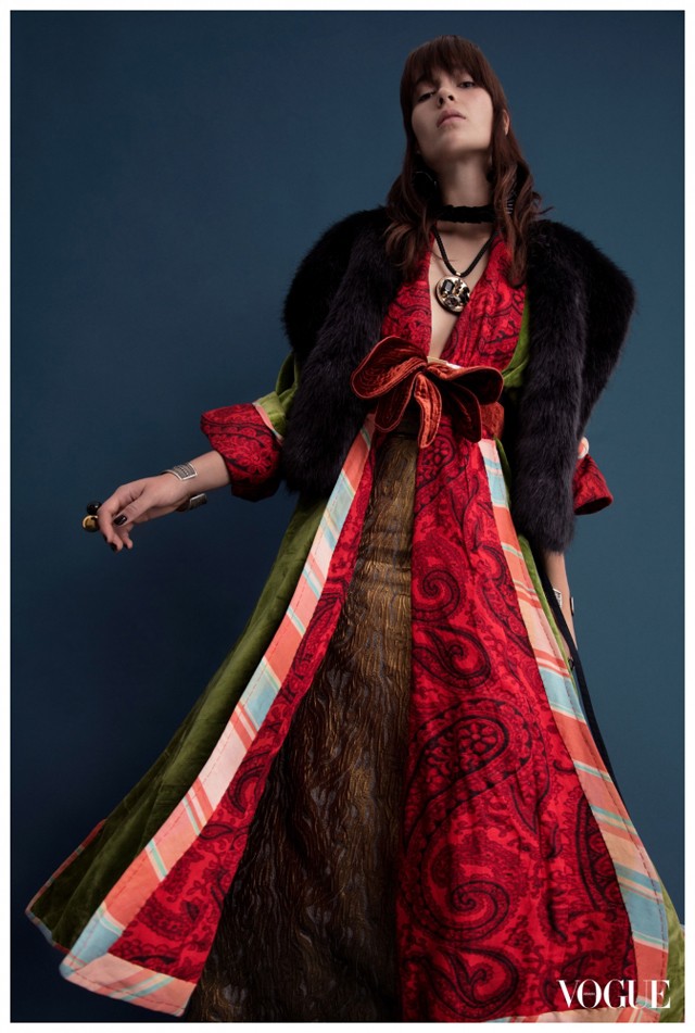 Magyar siker! A Dubaiban élő Balla Vivienne a Vogue Arabiának fotózott