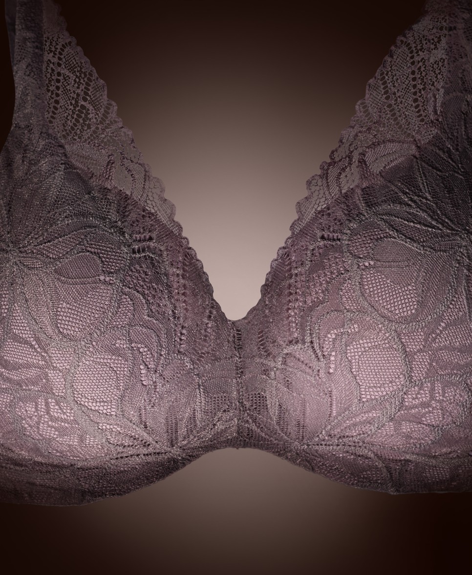 A comfort wire követi a test vonalát, miközben a puha anyag  és a szivacsbetét tökéletes kényelmet biztosít. Ha egyszer kipróbáltad, soha többé nem akarsz majd mást viselni.