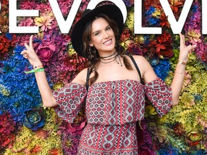 CUKI: A topmodell 8 éves lánya fellépett a legnagyobb zenei fesztiválon