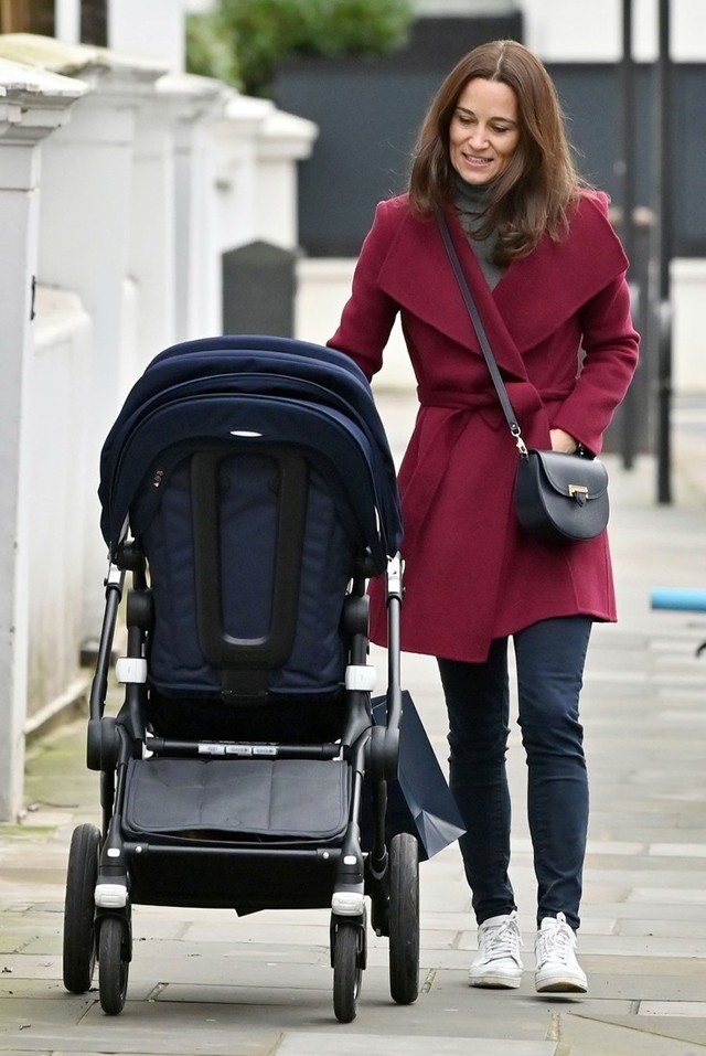 Pippa Middleton a kabátok királynője: nagyon tudja, mi a trend