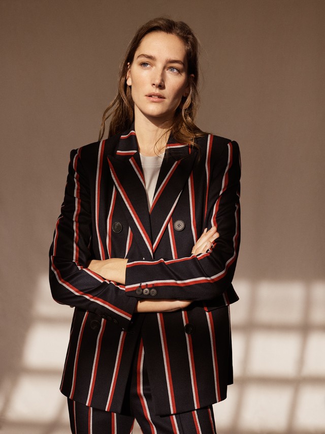 Zakó és nadrág MANGO 23995 Ft helyett 19196 Ft és 9995 Ft helyett 7996 Ft