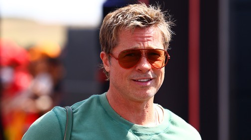 Ez tényleg Brad Pitt? Brutálisan jó formában van a 60 éves színész, mintha újra 30 lenne