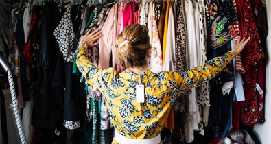 „Made in…” – Mit rejt valójában a ruháid címkéje?