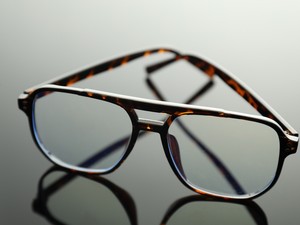 Gucci szemüveg és Max Mara: az olasz elegancia kétféle arca