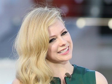 Emlékszel még Avril Lavigne-re? Egy év után készült újra nyilvános fotó a 42 éves énekesnőről