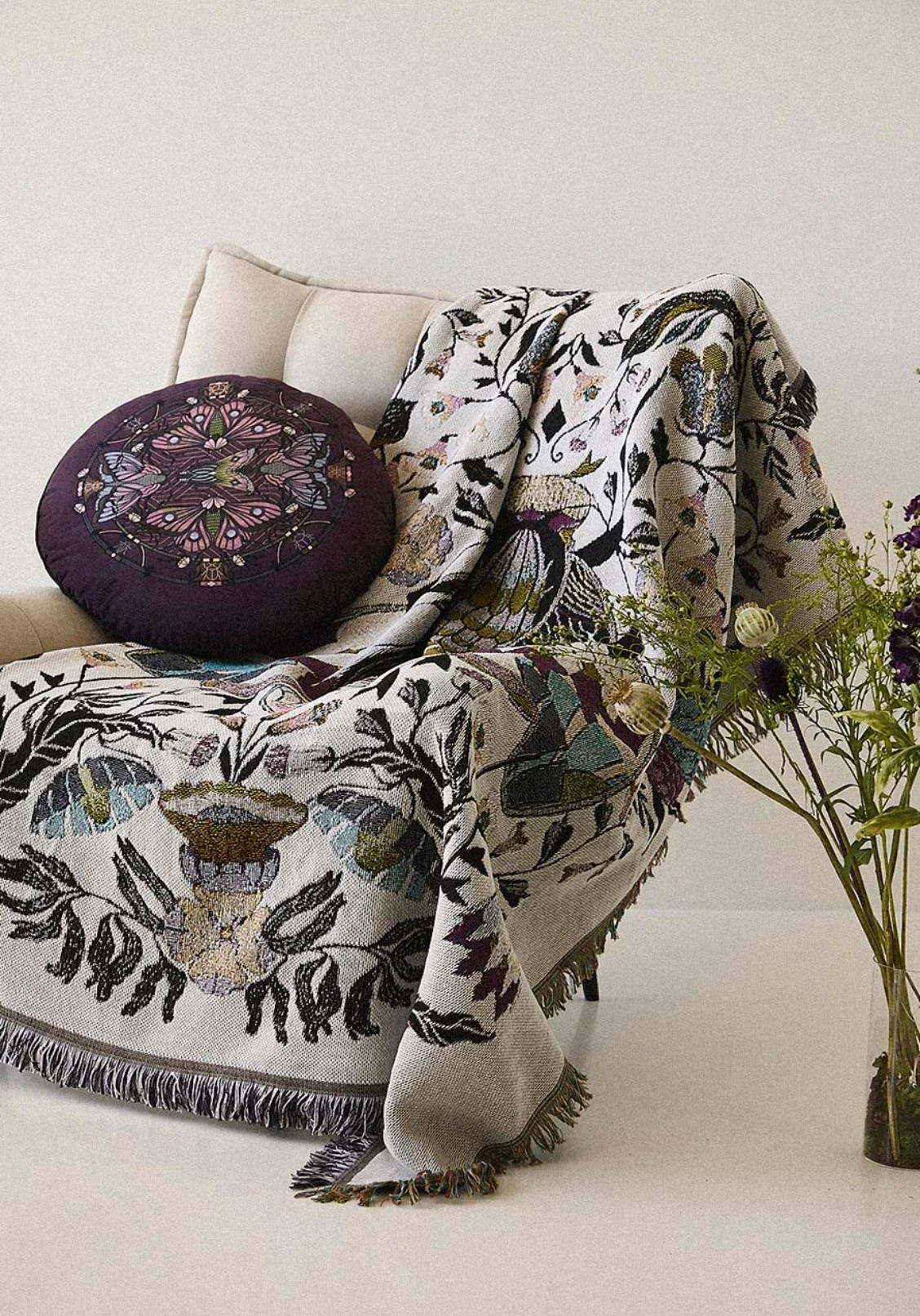 Jacquard mintás takaró MEDICINE - answear.hu 11 990 Ft GLAMOUR-NAPOK -30% MIN. 2 TERMÉK VÁSÁRLÁSAKOR