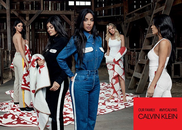 A Kardashian-lányok a Calvin Klein kampányban