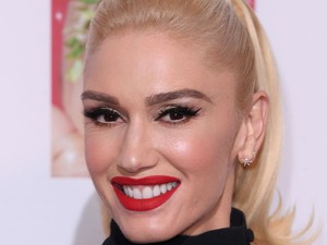 Gwen Stefani szuperhős jelmezében akár az egész világot is megmenthetné!