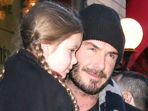David Beckham szájon csókolta a saját lányát, és most óriási a botrány